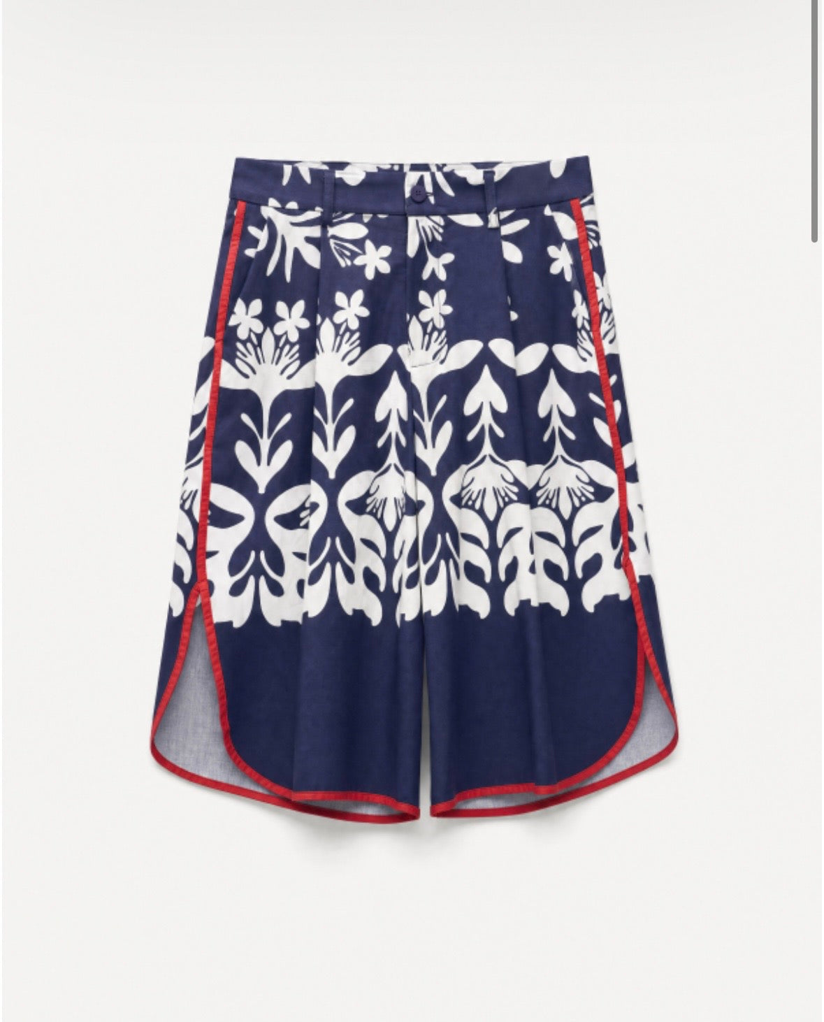 The Printed Bermuda Shorts