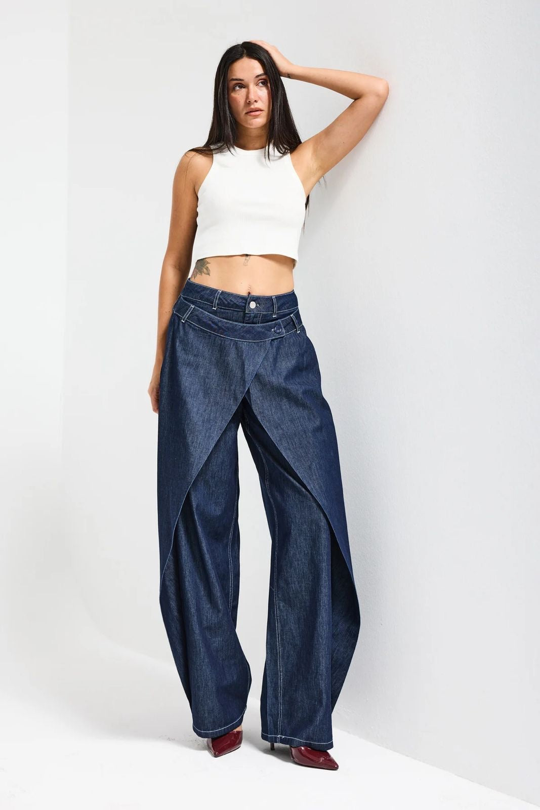 Dark denim Cross-Front Jeans