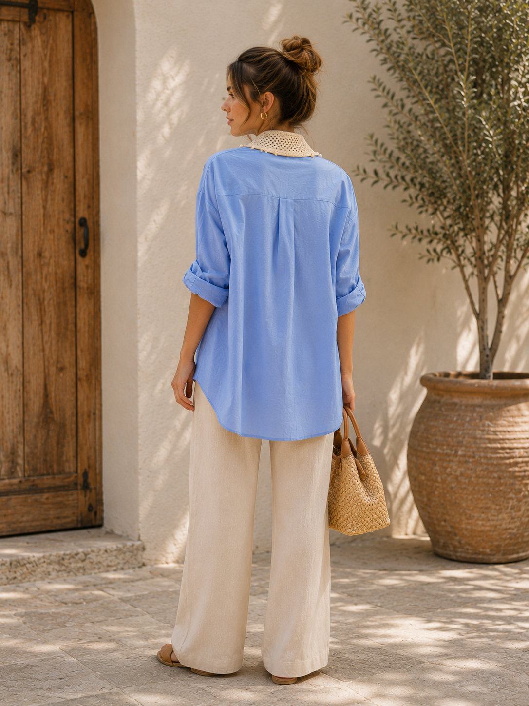 Linen with Crochet collar