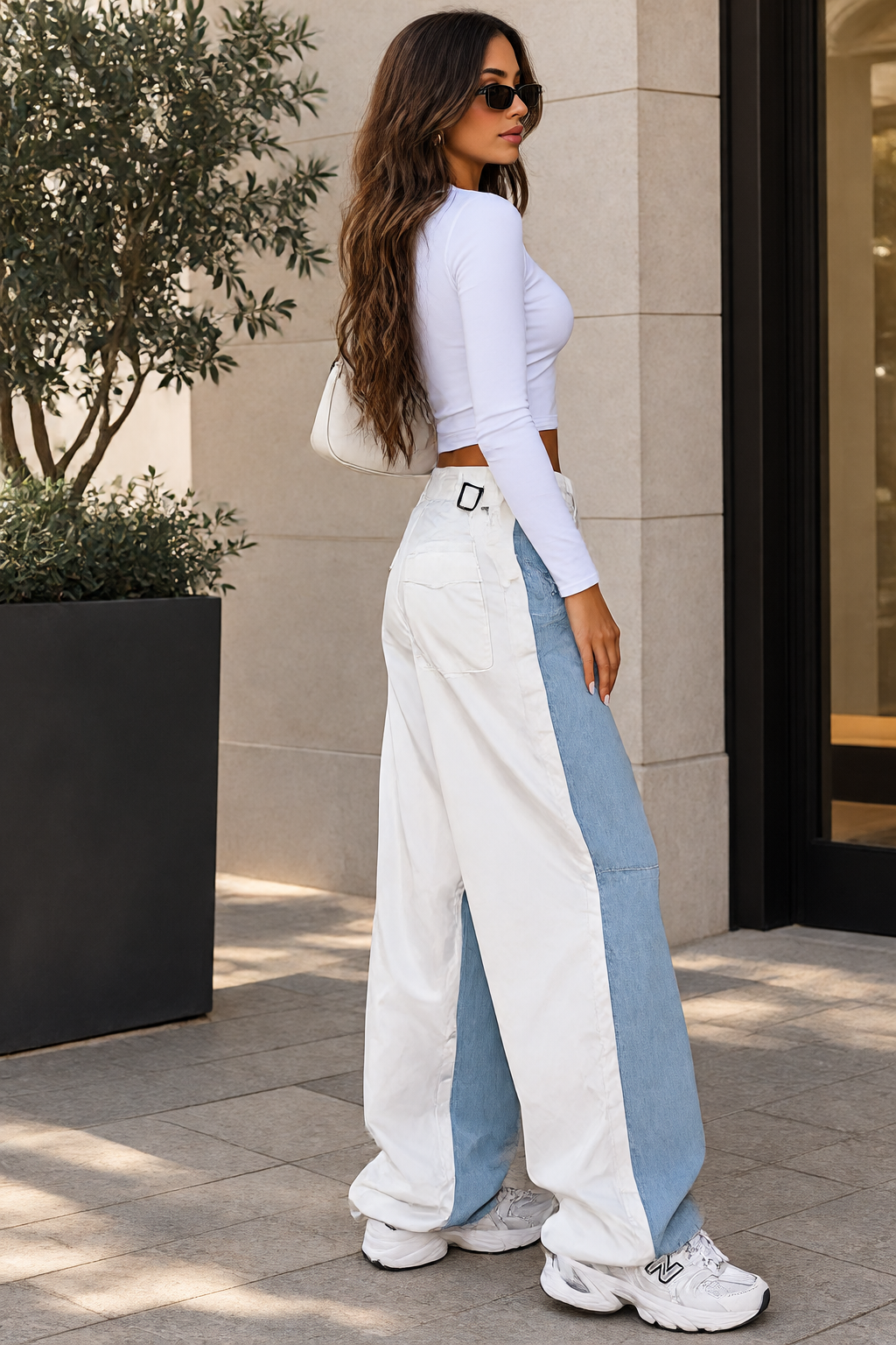 Two-Tone Panel Straight-Leg Jeans