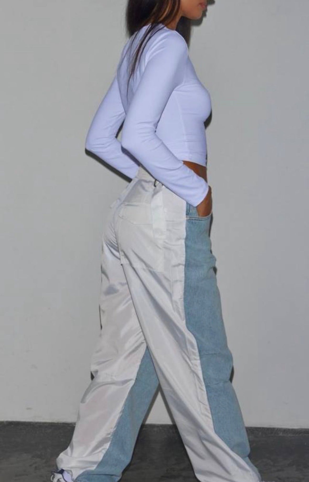 Two-Tone Panel Straight-Leg Jeans