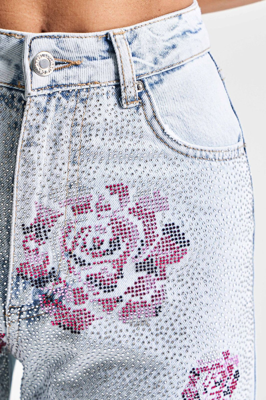 Embellished Rose-Pattern Light Wash Jeans