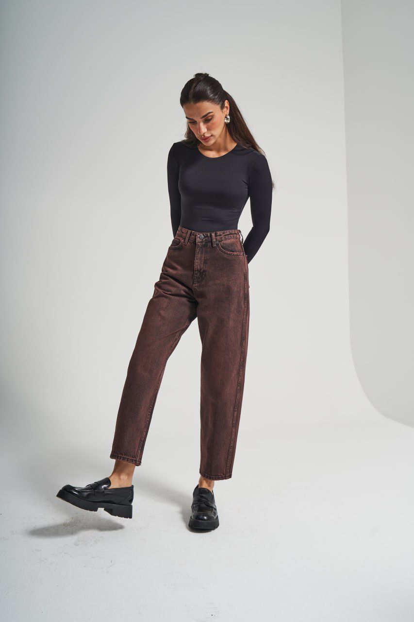 Washed Cocoa Tapered Jeans